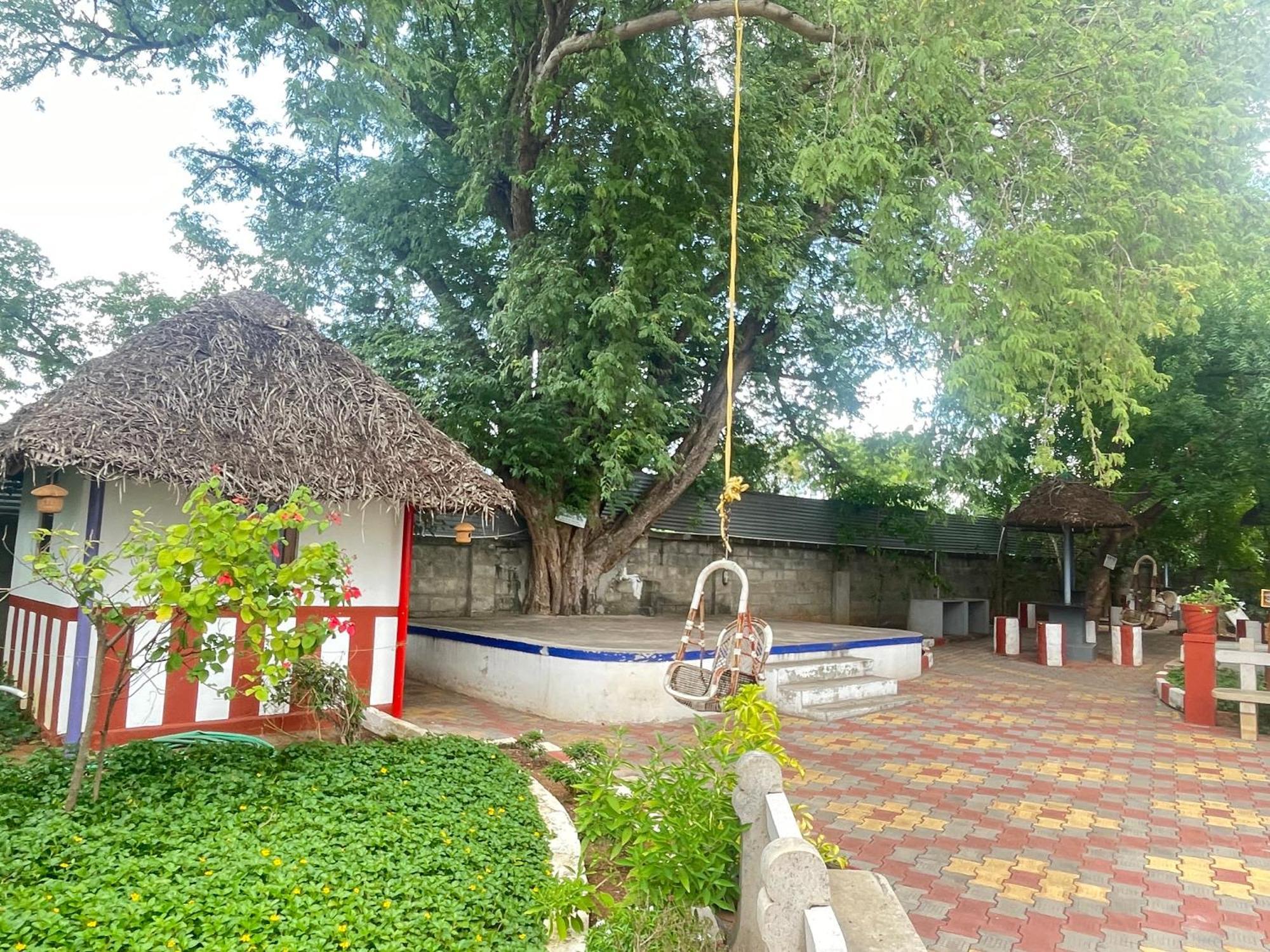 Chola Heritage Resort Karaikudi Exterior foto